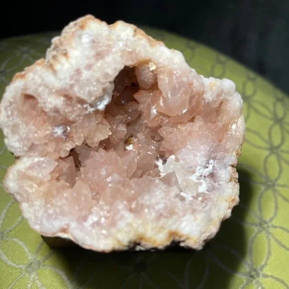 Raw crystal TOP QUALITY- Pink amethyst druzy geode - flower druzy 2.5” GIFT IDEA - Picture 1 of 5